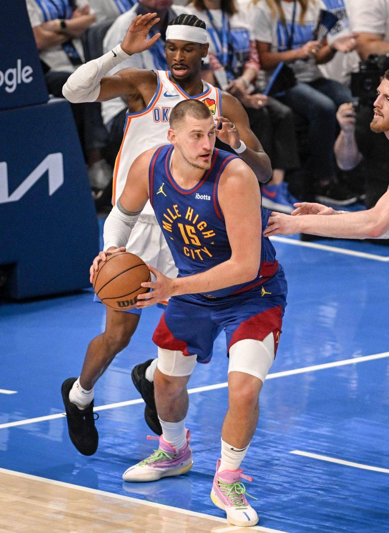 泛太平洋公开赛：中国选手郑钦文两局力挫西班牙头号种子